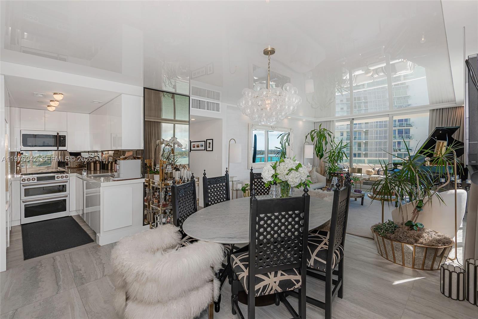 1000 West Ave #825 Miami Beach, FL 33139