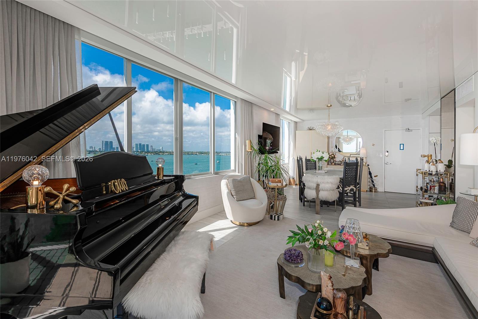 1000 West Ave #825 Miami Beach, FL 33139