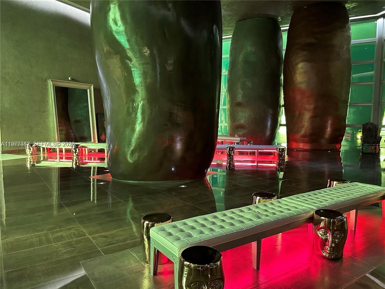 image Icon Brickell I6