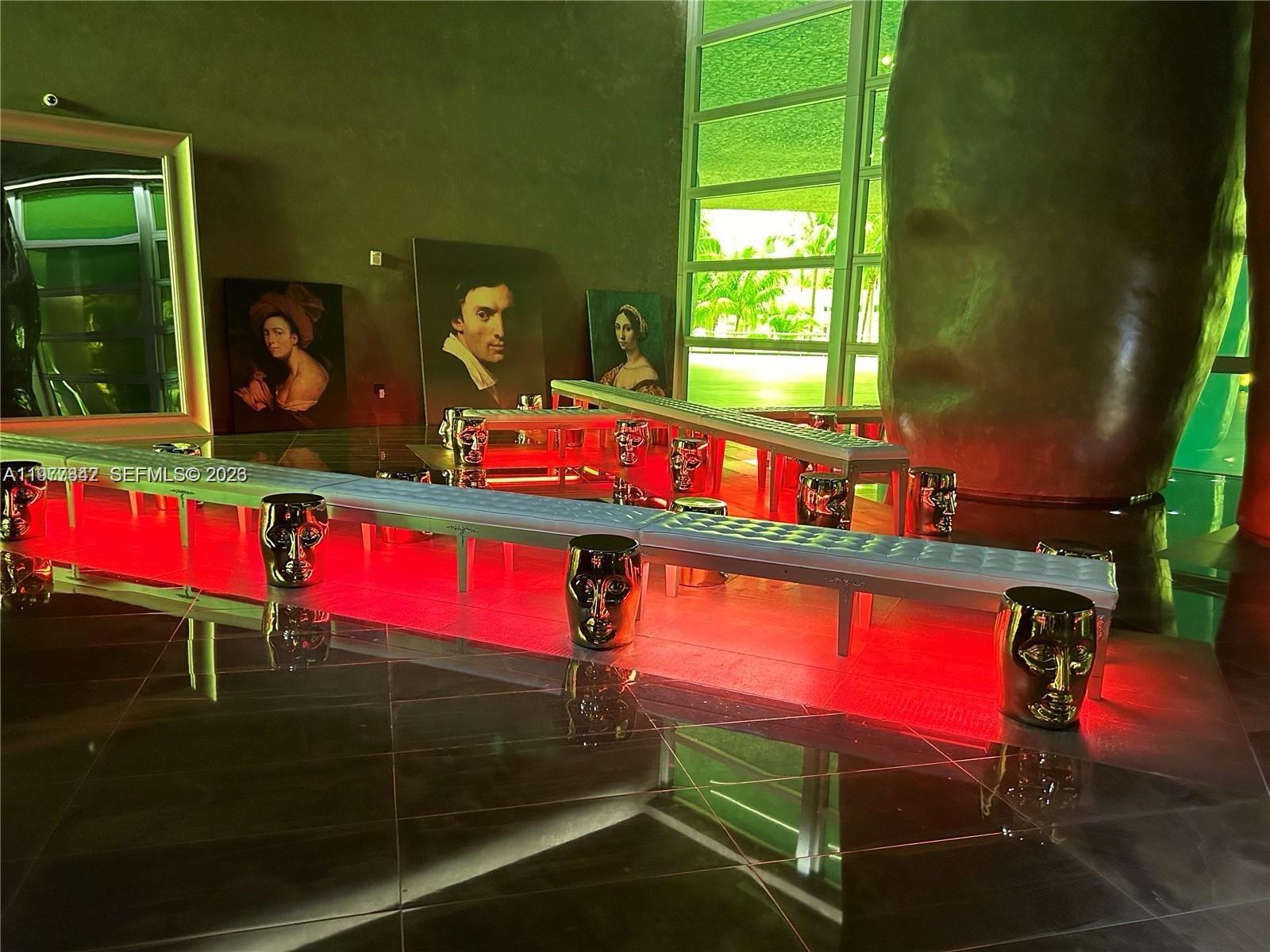 image Icon Brickell I8