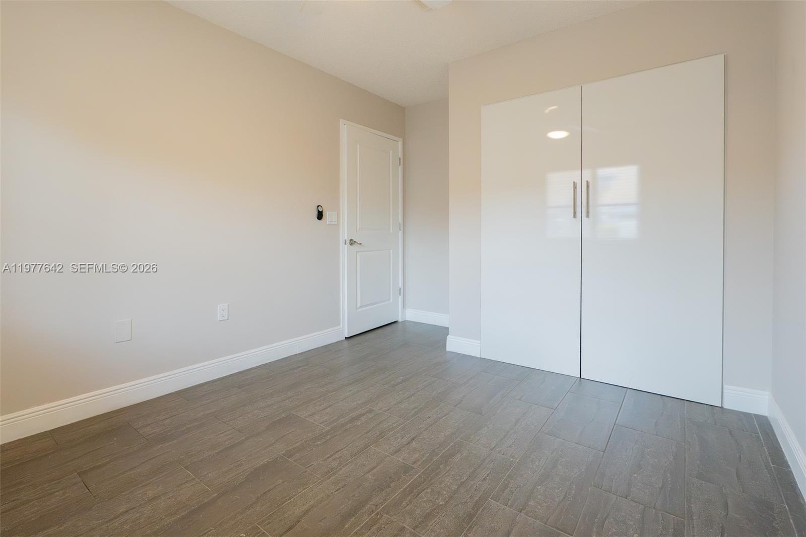 1662 N 14th Ter Hollywood, FL 33020