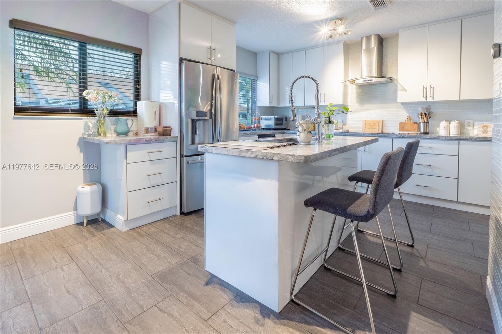 1662 N 14th Ter Hollywood, FL 33020