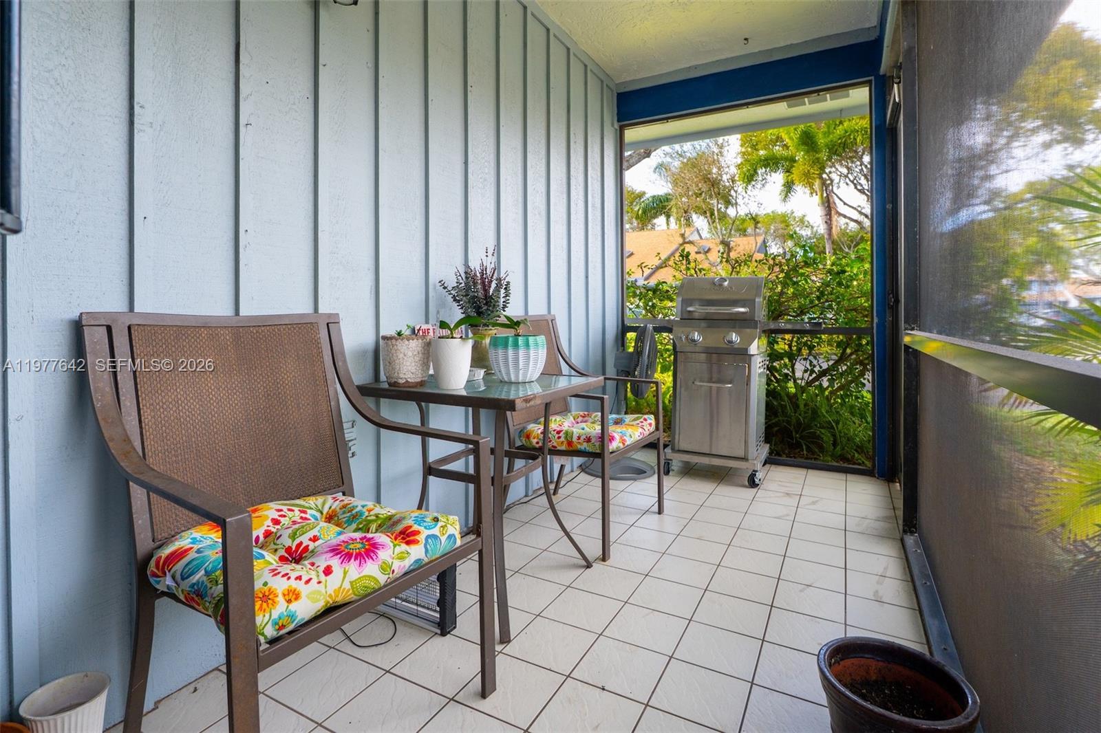 1662 N 14th Ter Hollywood, FL 33020