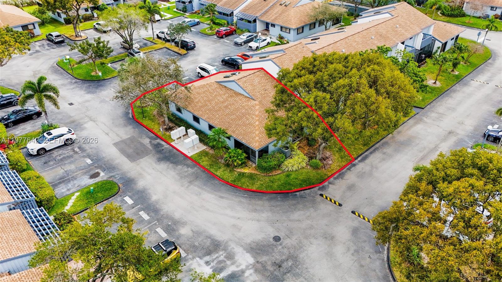 1662 N 14th Ter Hollywood, FL 33020