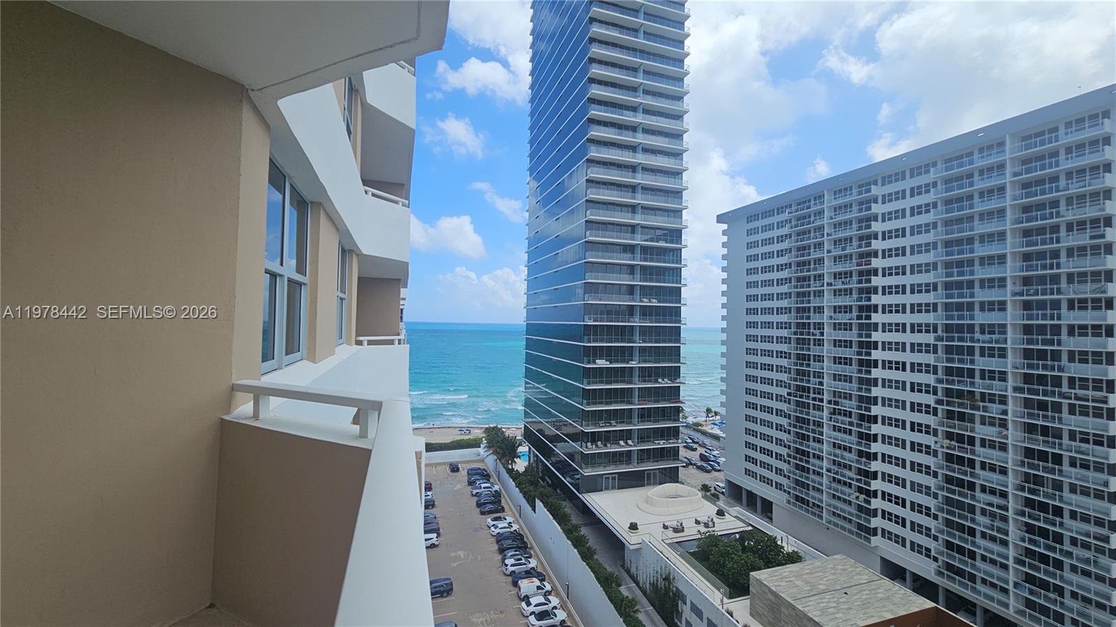 1980 S Ocean Dr #14L