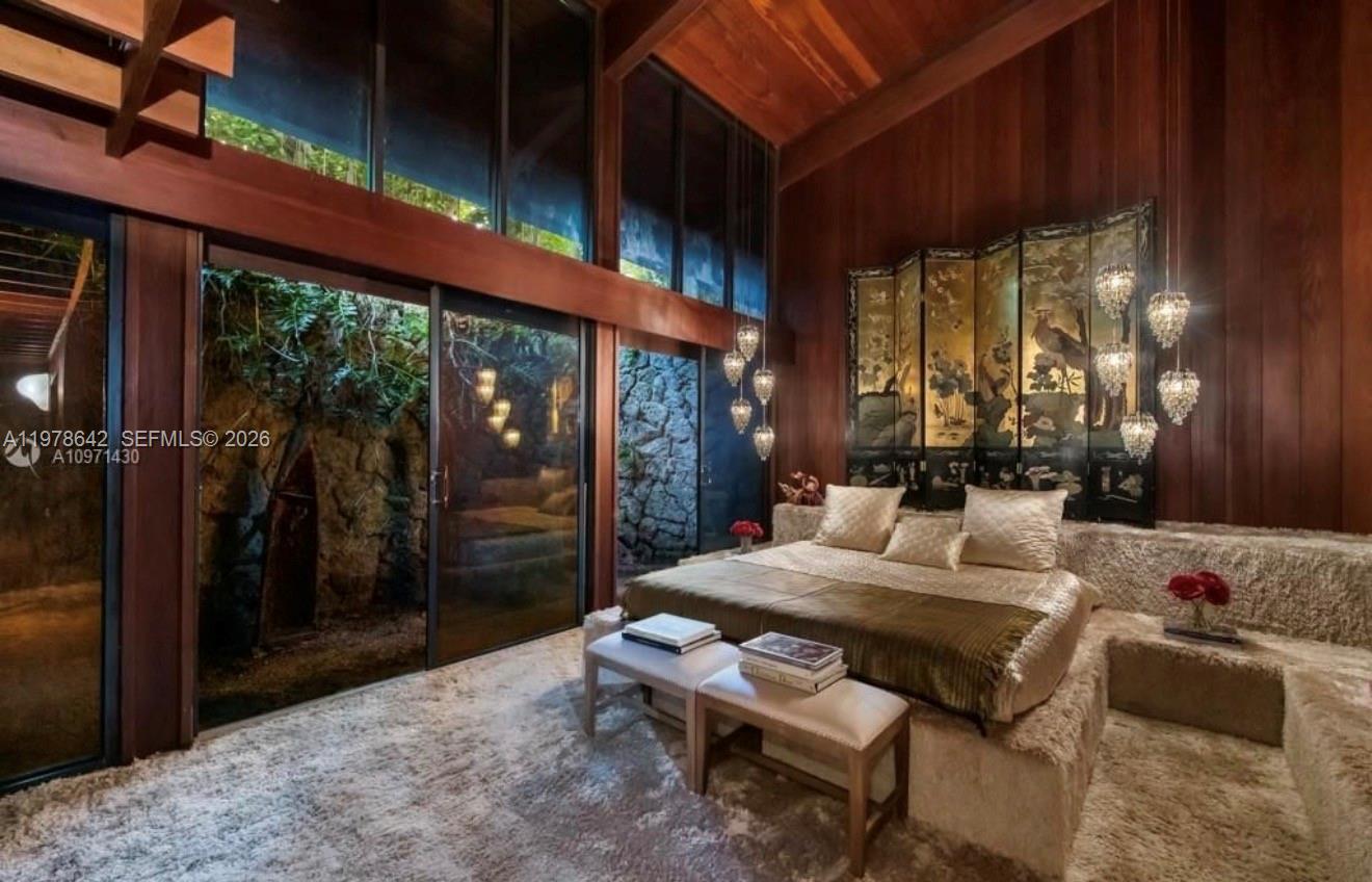 4895 SW 88th St #00 Miami, FL 33156