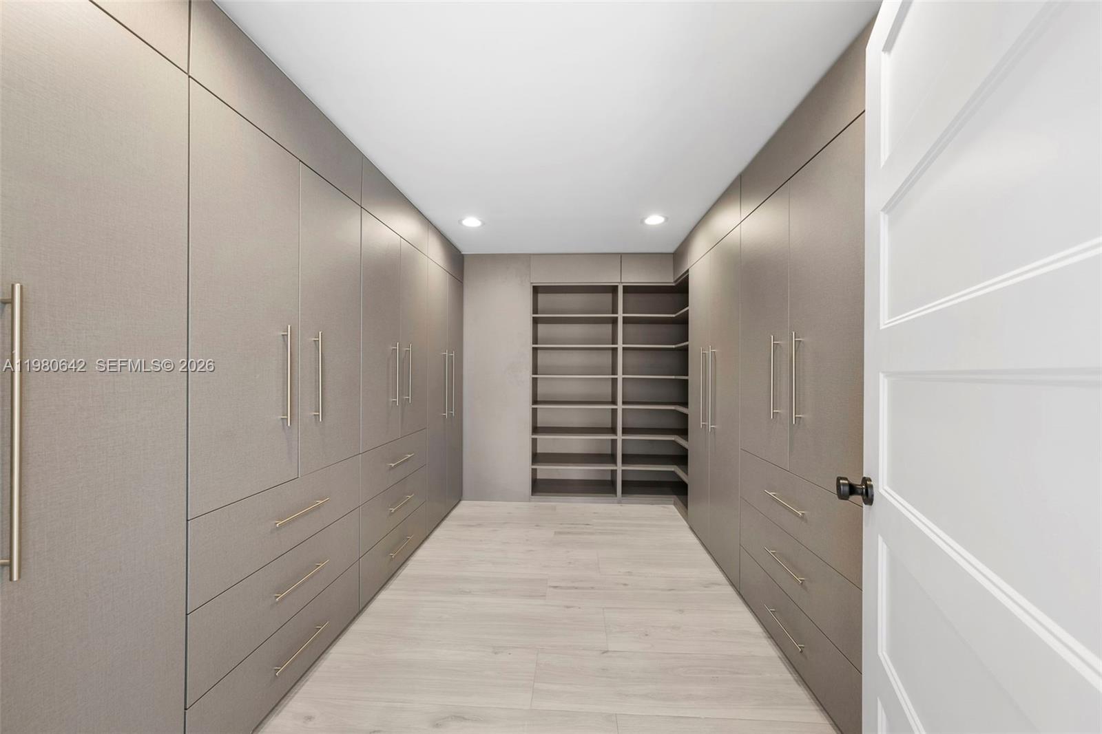 4491 Prairie Ave Miami Beach, FL 33140