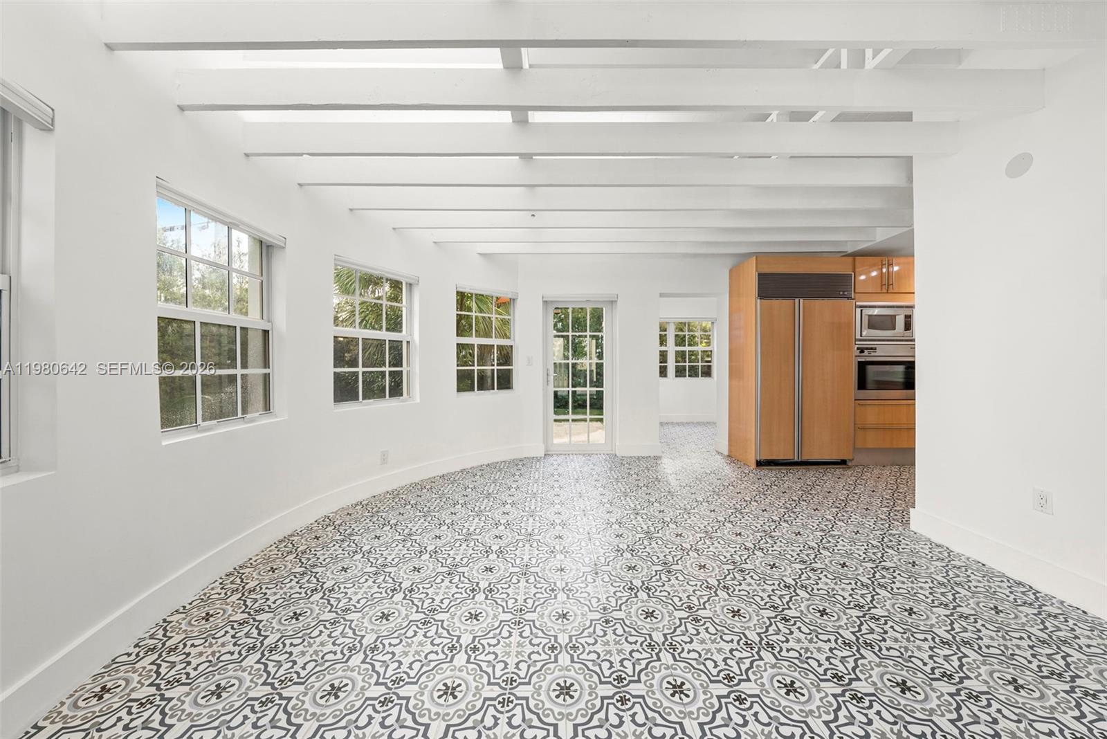 4491 Prairie Ave Miami Beach, FL 33140