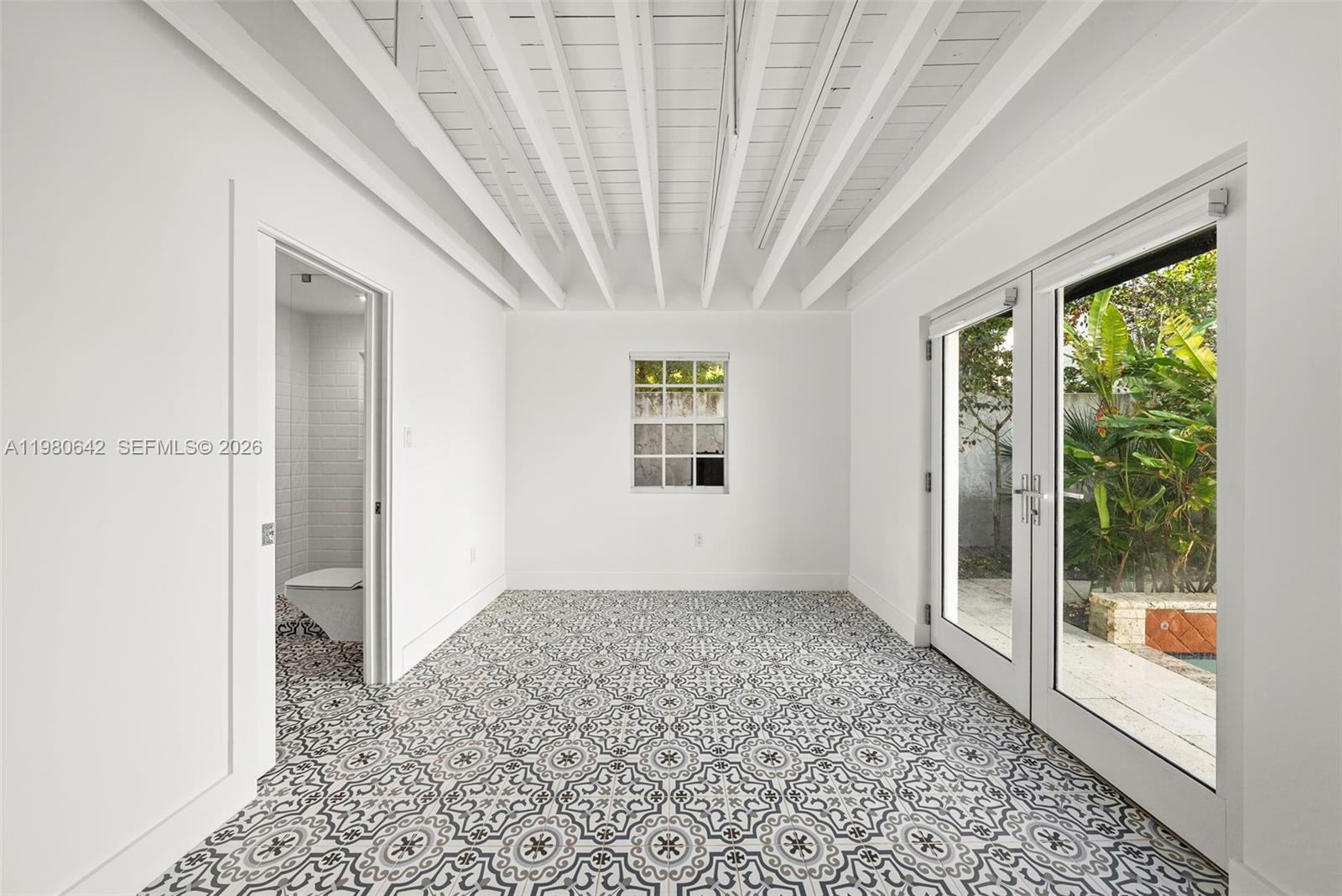 4491 Prairie Ave Miami Beach, FL 33140