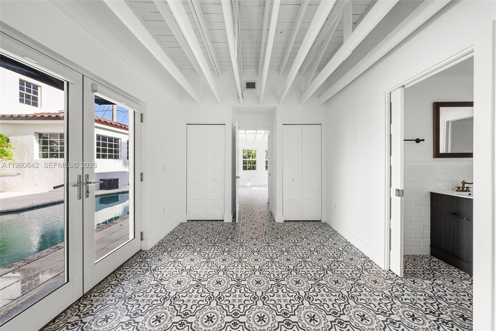 4491 Prairie Ave Miami Beach, FL 33140