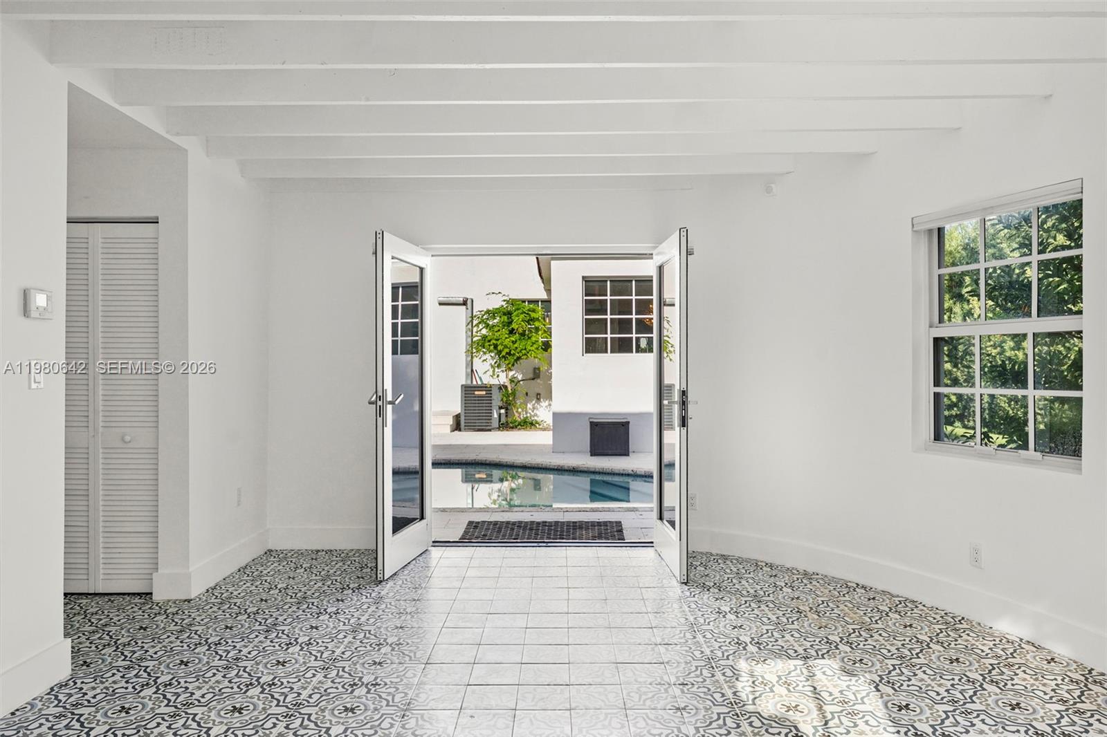 4491 Prairie Ave Miami Beach, FL 33140