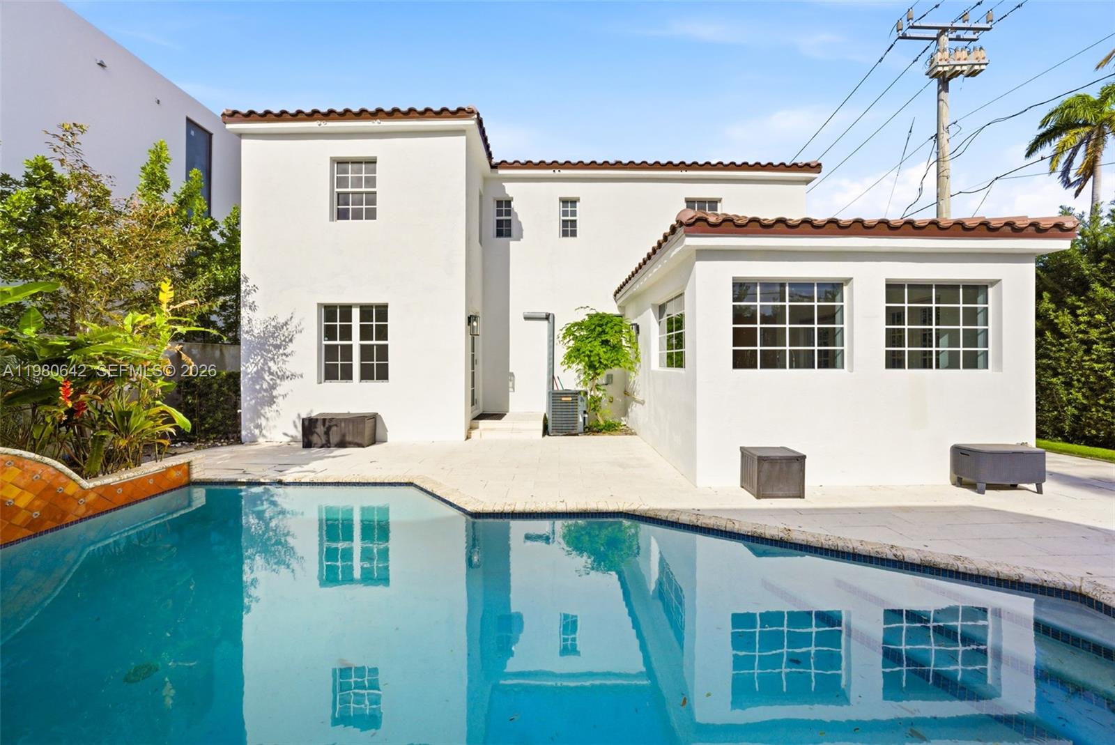 4491 Prairie Ave Miami Beach, FL 33140