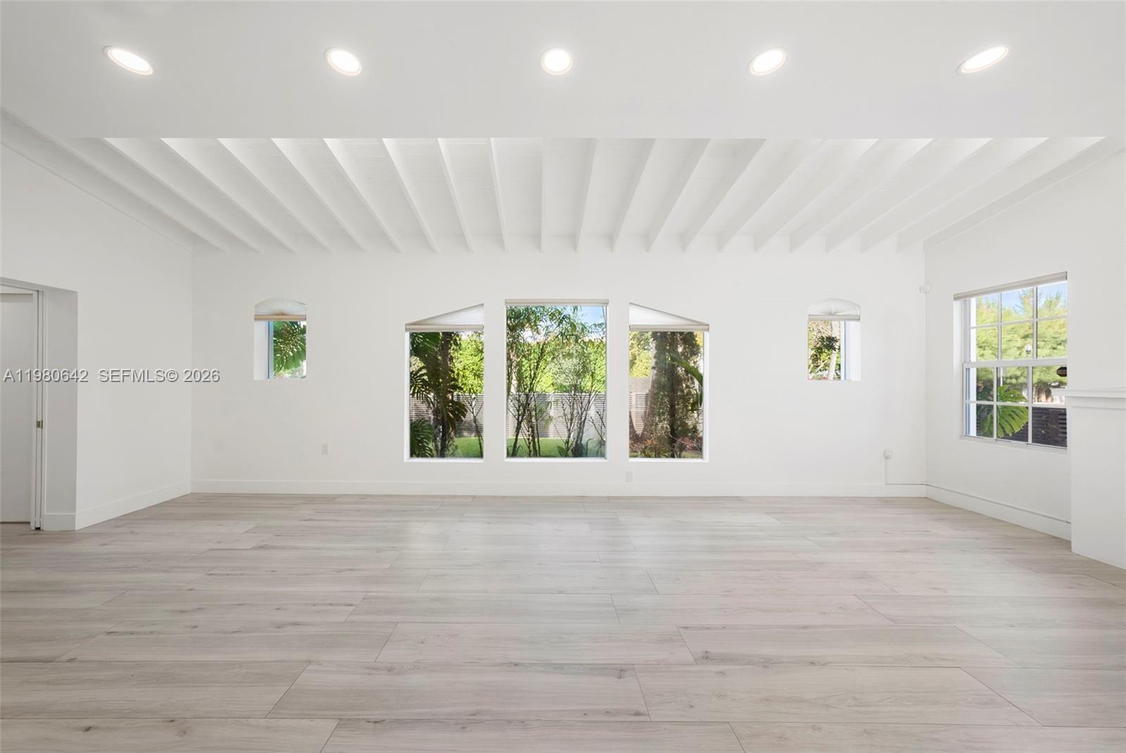 4491 Prairie Ave Miami Beach, FL 33140