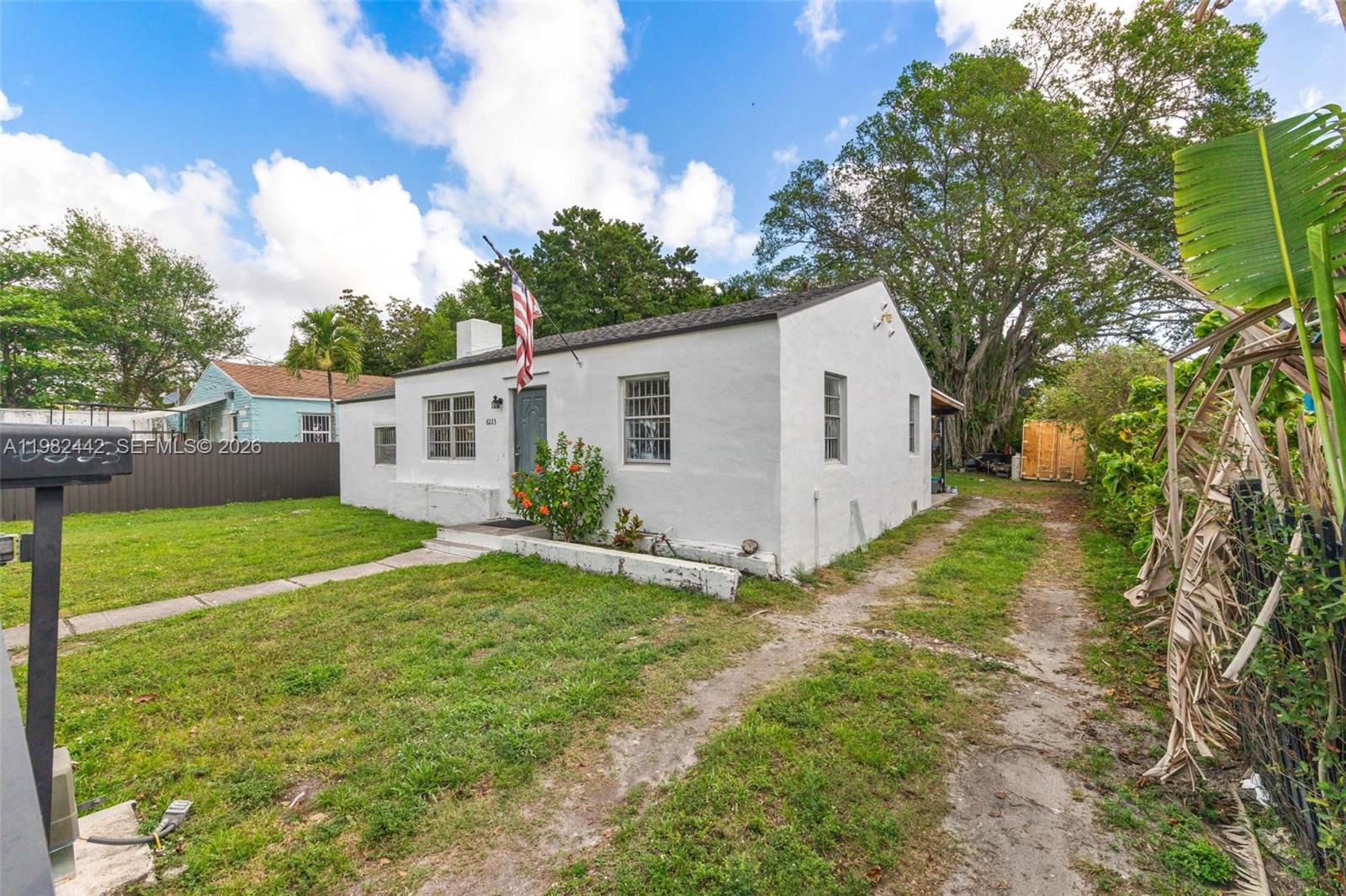 6223 NW Miami Pl Miami, FL 33150