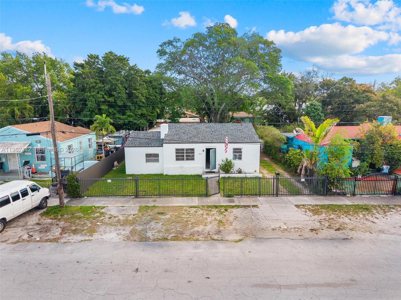 6223 NW Miami Pl Miami, FL 33150