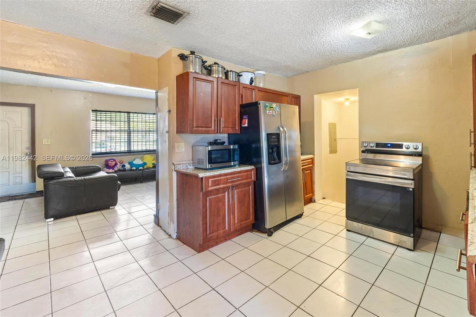 6223 NW Miami Pl Miami, FL 33150