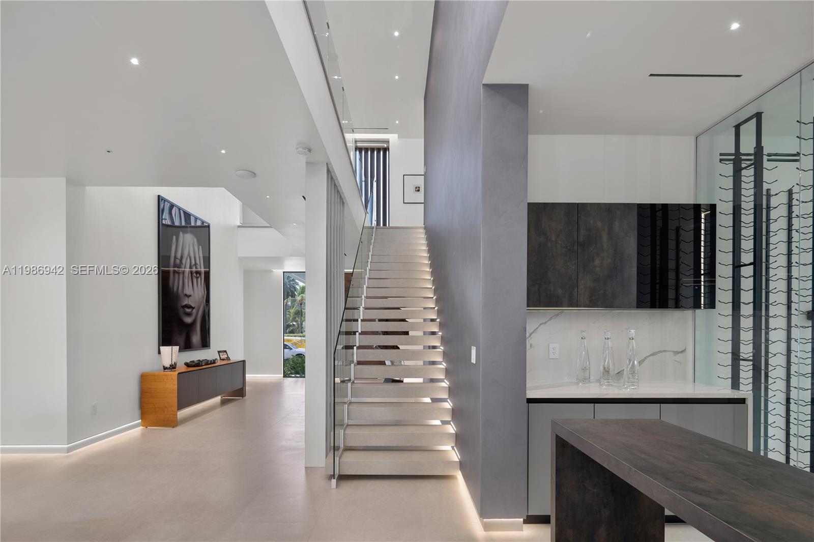 501 Palm Dr Hallandale Beach, FL 33009