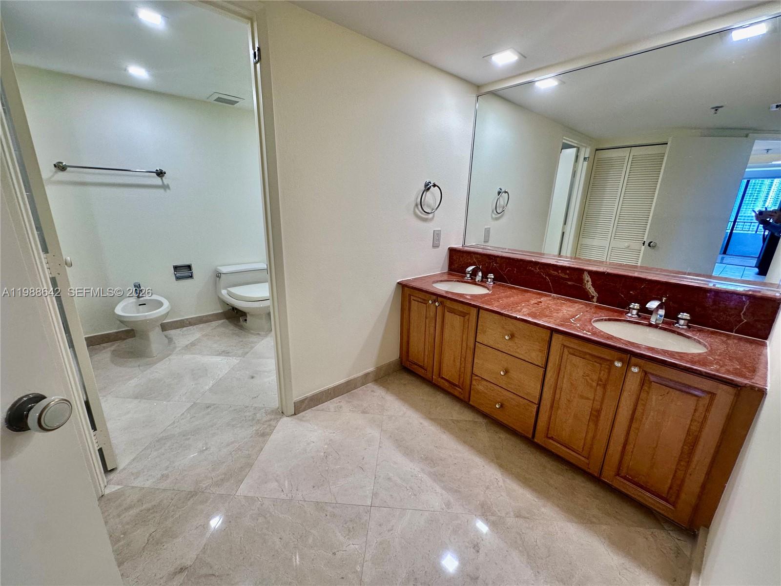 image Brickell Key One13