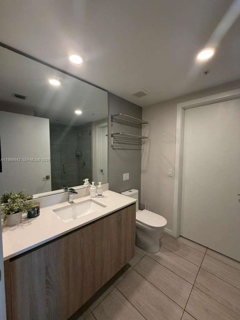 3900 Biscayne Blvd #S-716 Miami, FL 33137