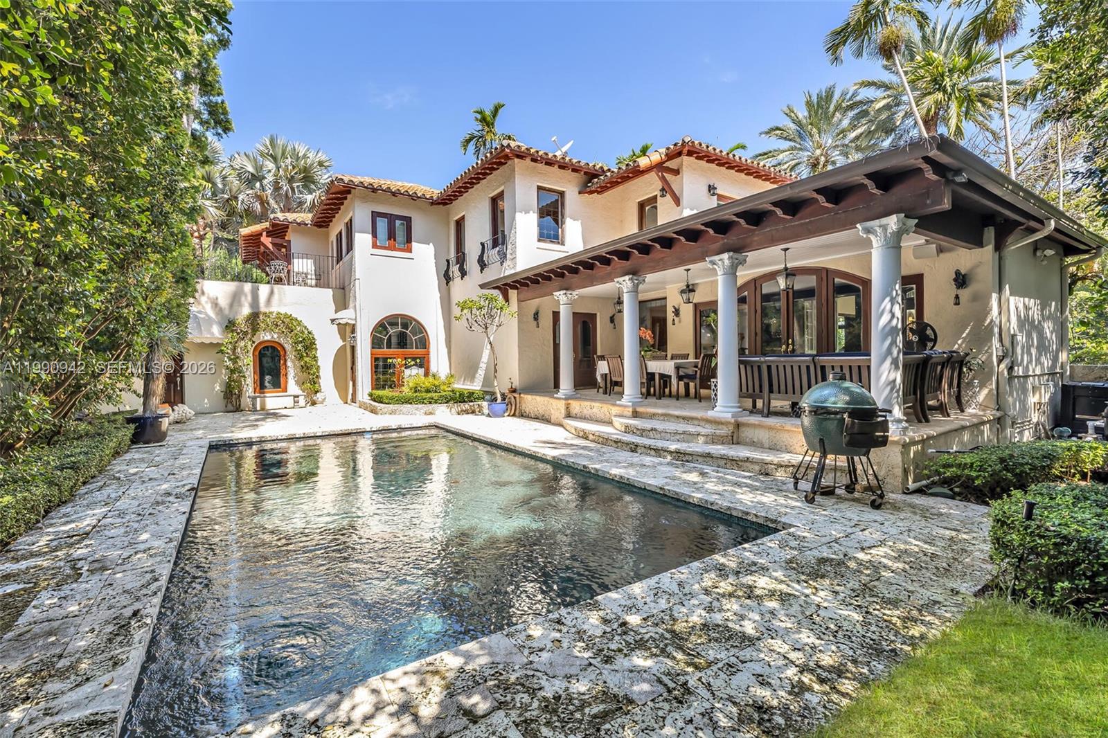 3462 N Moorings Way Miami, FL 33133