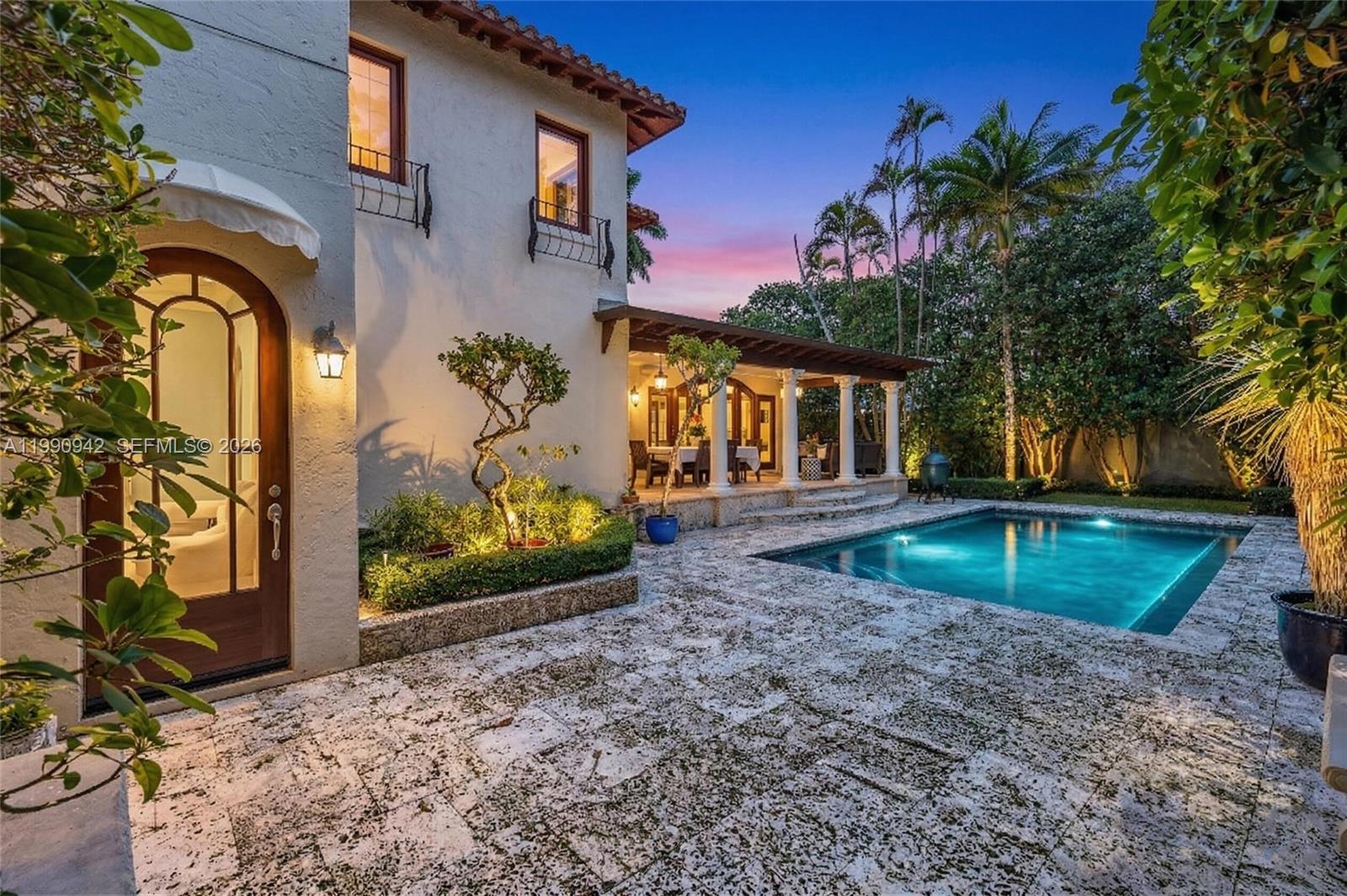 3462 N Moorings Way Miami, FL 33133