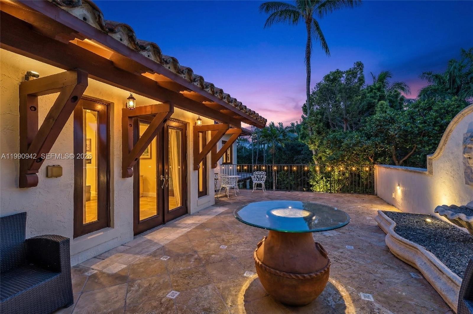 3462 N Moorings Way Miami, FL 33133