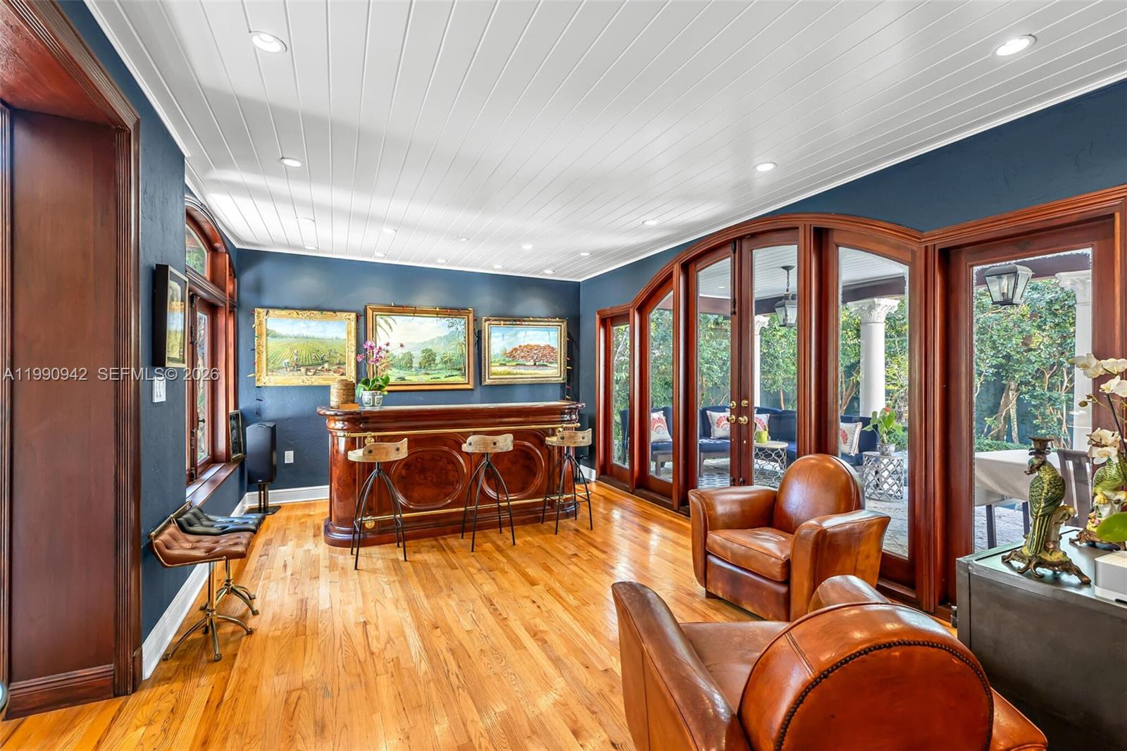 3462 N Moorings Way Miami, FL 33133