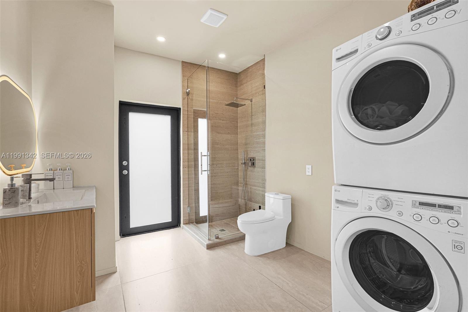 4721 NW 6th Ave Miami, FL 33127