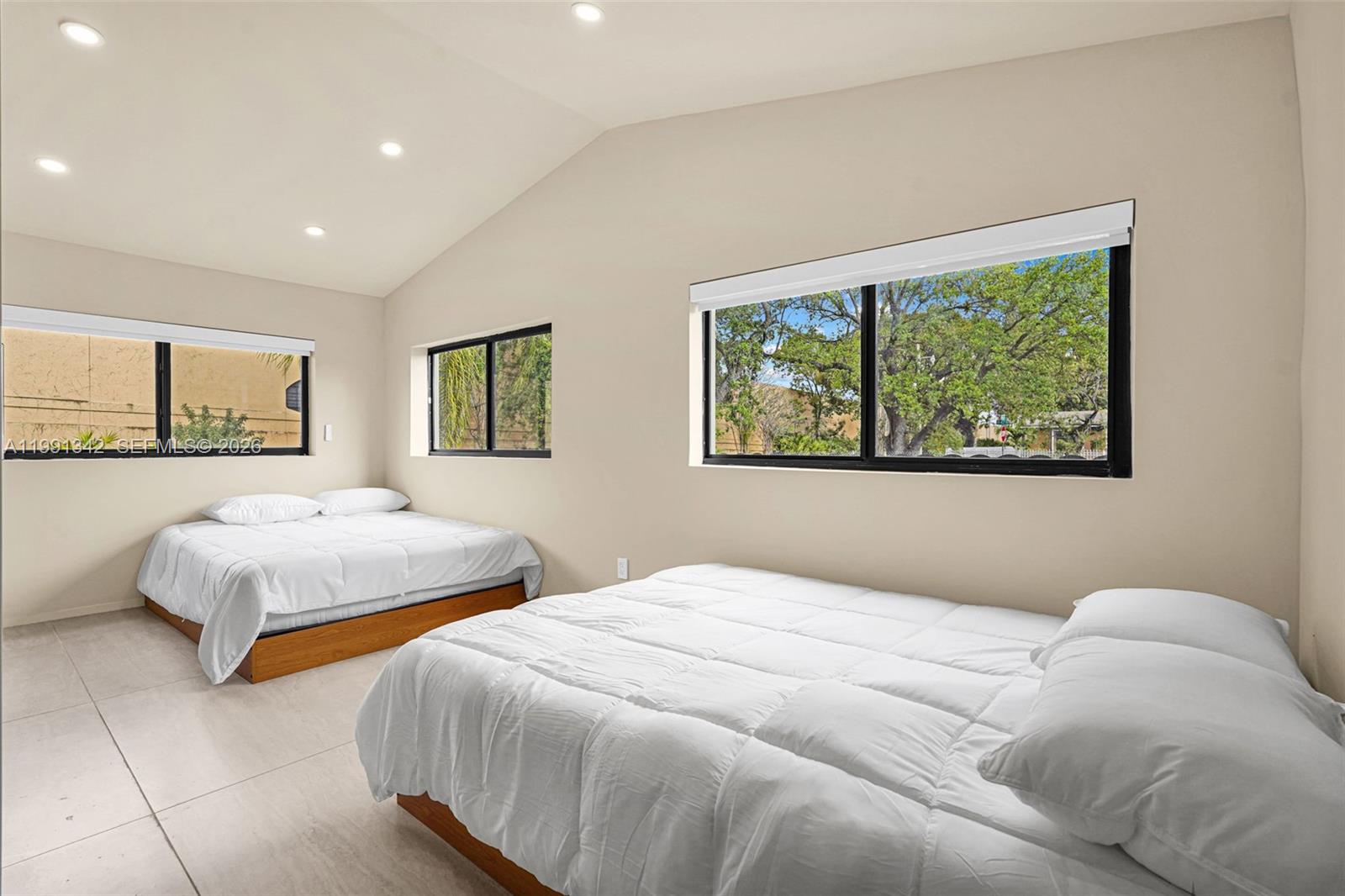 4721 NW 6th Ave Miami, FL 33127