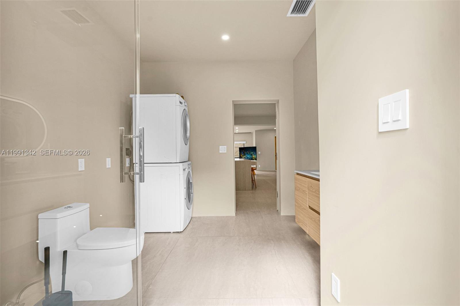 4721 NW 6th Ave Miami, FL 33127