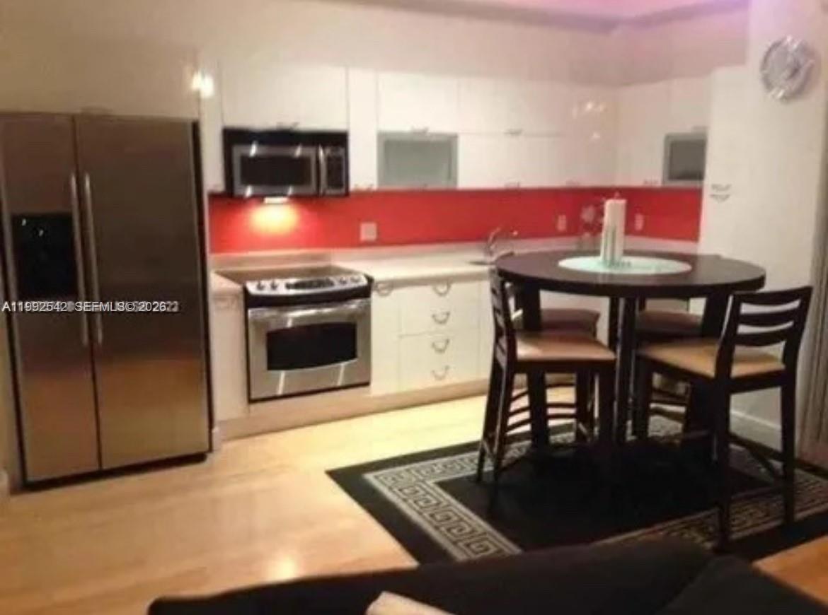 133 NE 2nd Ave #3410 Miami, FL 33132