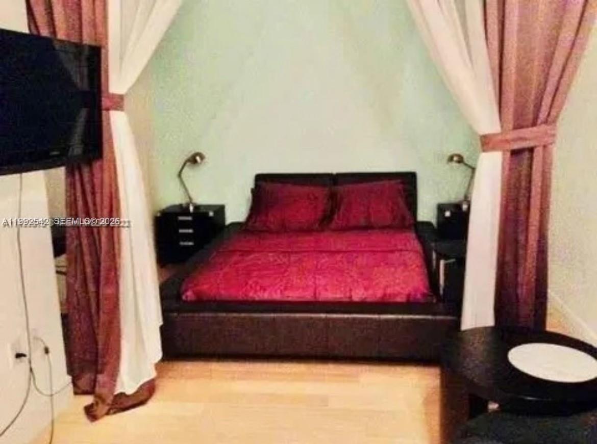 133 NE 2nd Ave #3410 Miami, FL 33132