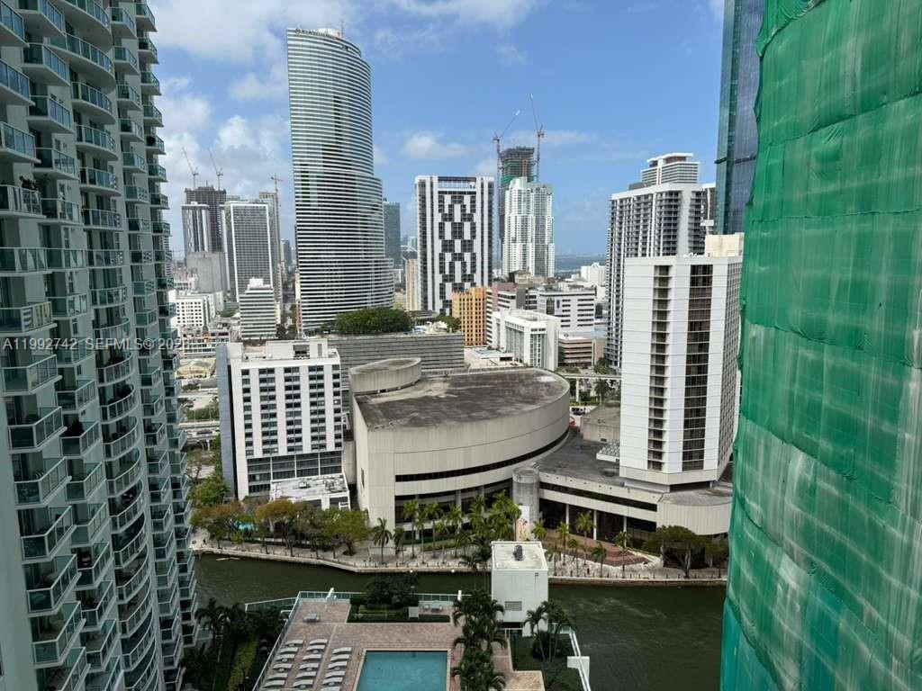 image Brickell on the River South25