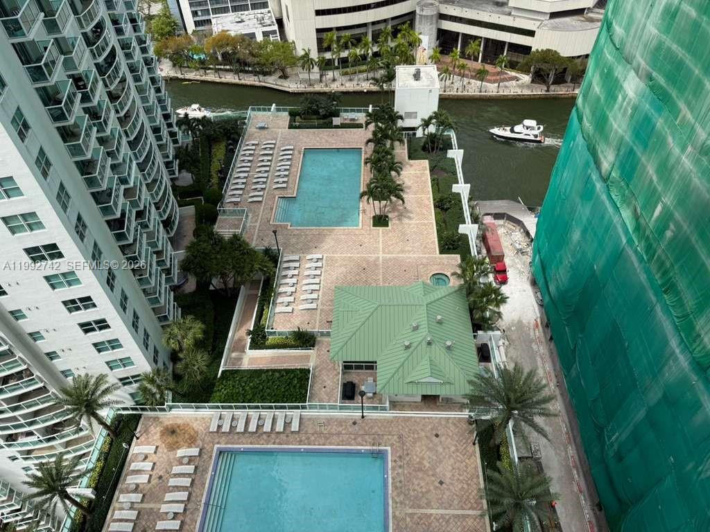 image Brickell on the River South26