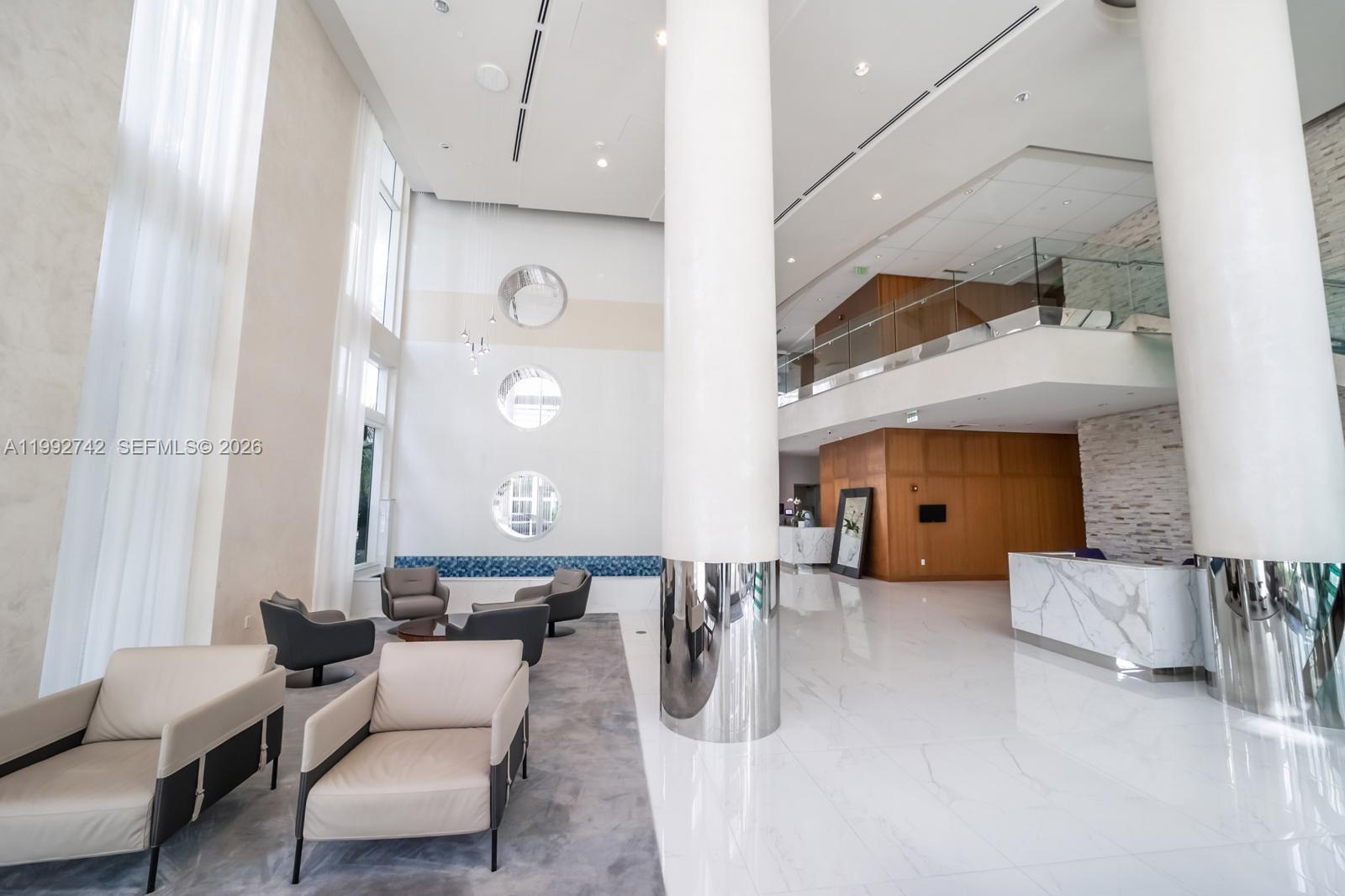 image Brickell on the River South33