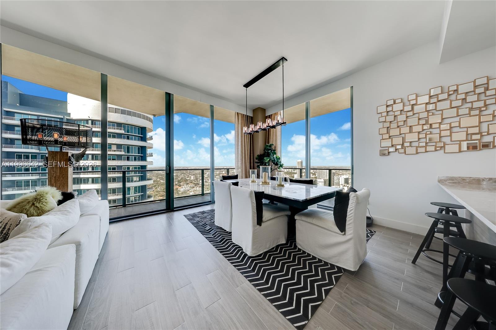 image Dua Miami (SLS Brickell)2