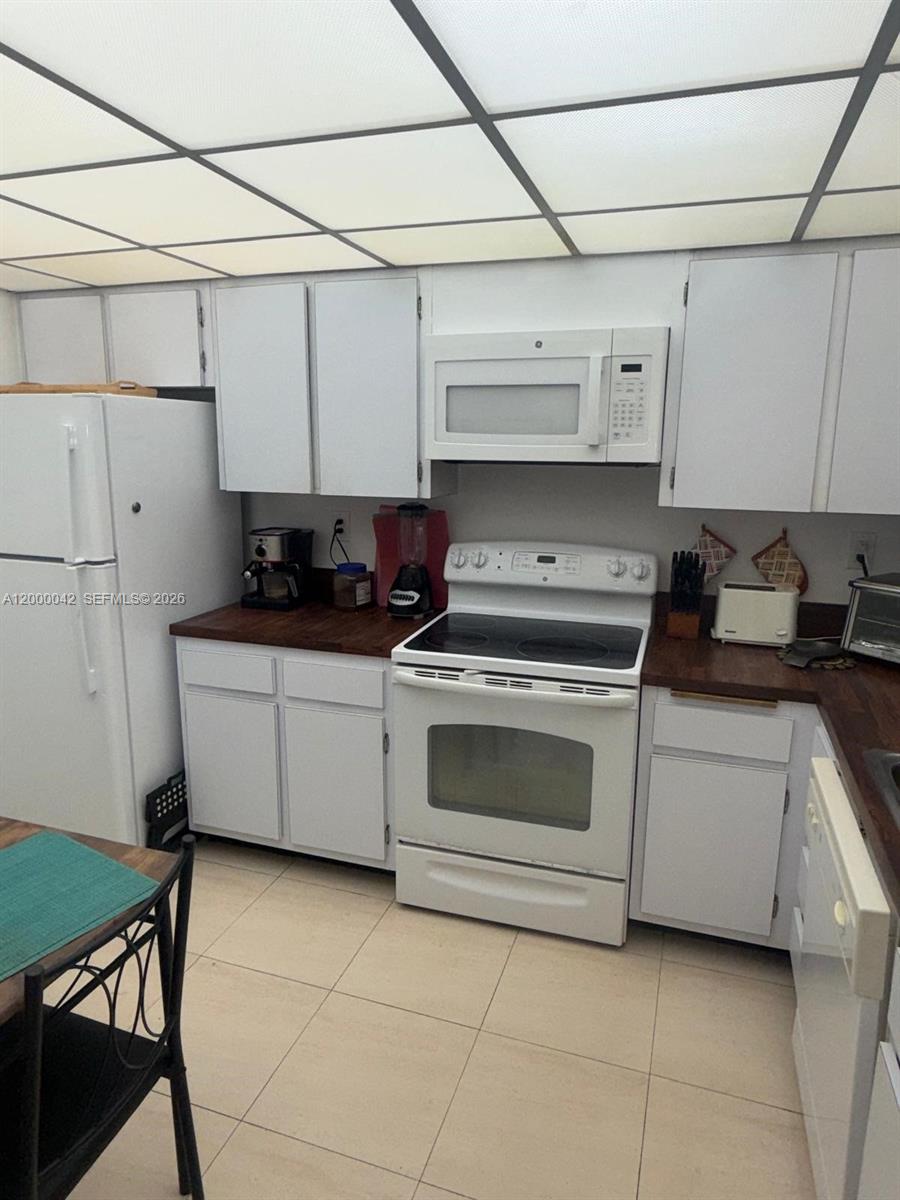 201 Crandon Blvd #932 Key Biscayne, FL 33149