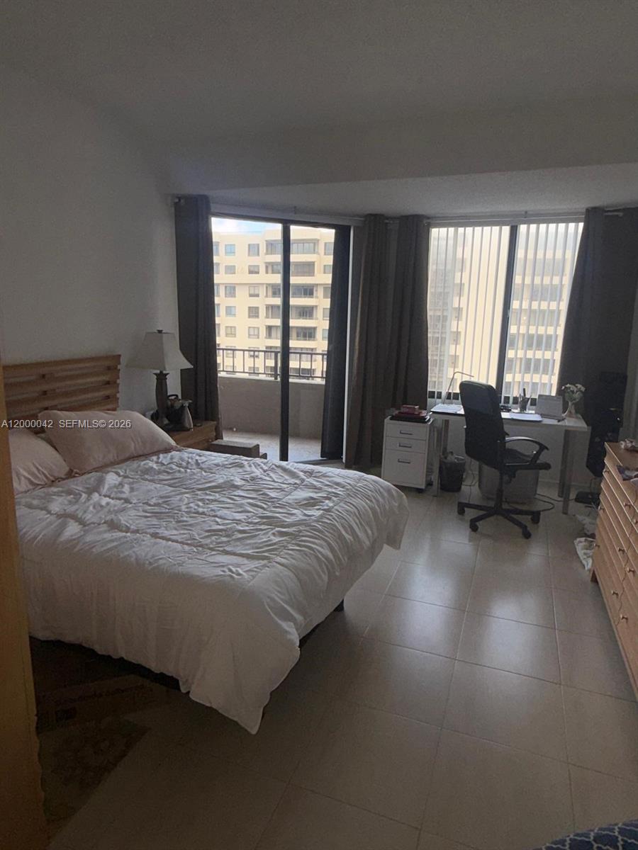 201 Crandon Blvd #932 Key Biscayne, FL 33149