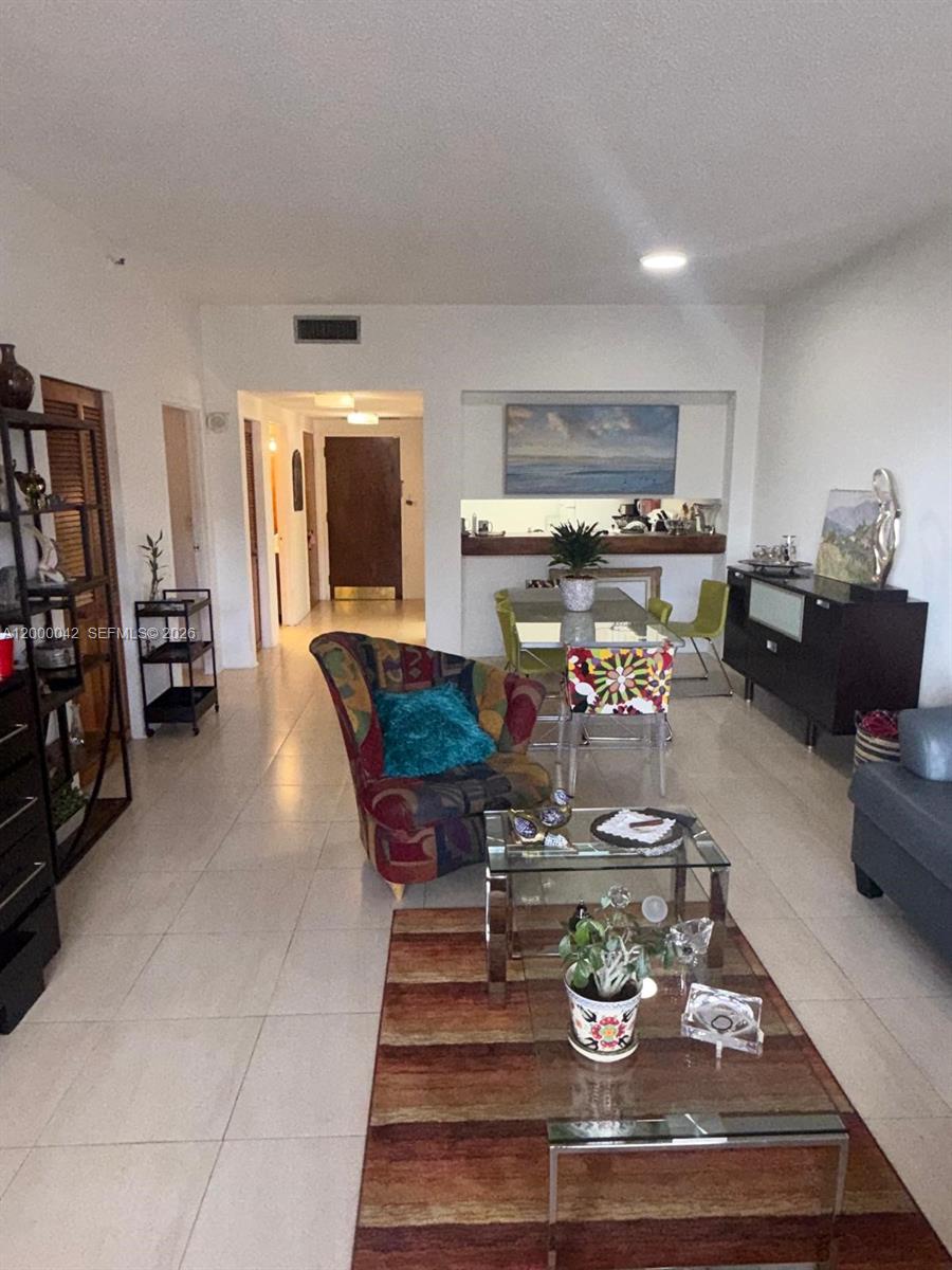 201 Crandon Blvd #932 Key Biscayne, FL 33149