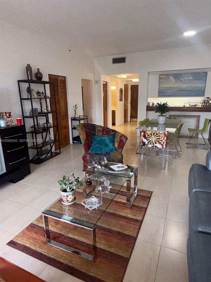 201 Crandon Blvd #932 Key Biscayne, FL 33149