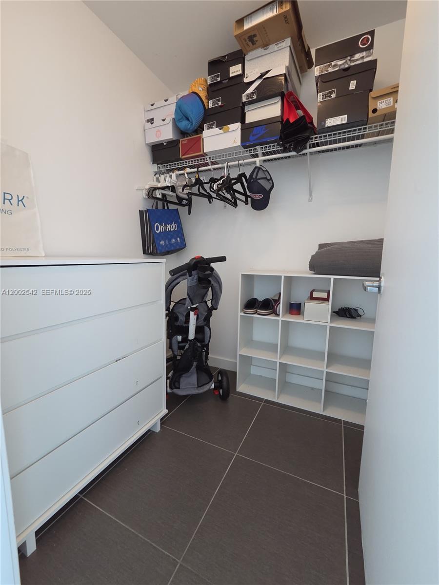 3301 NE 1st Ave #H2710 Miami, FL 33137