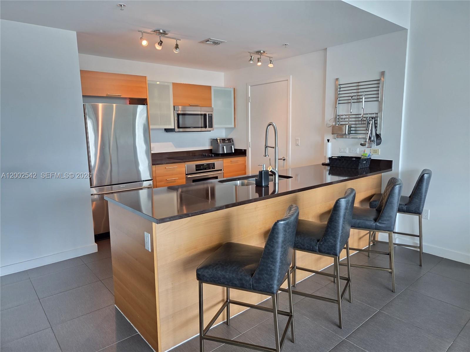 3301 NE 1st Ave #H2710 Miami, FL 33137