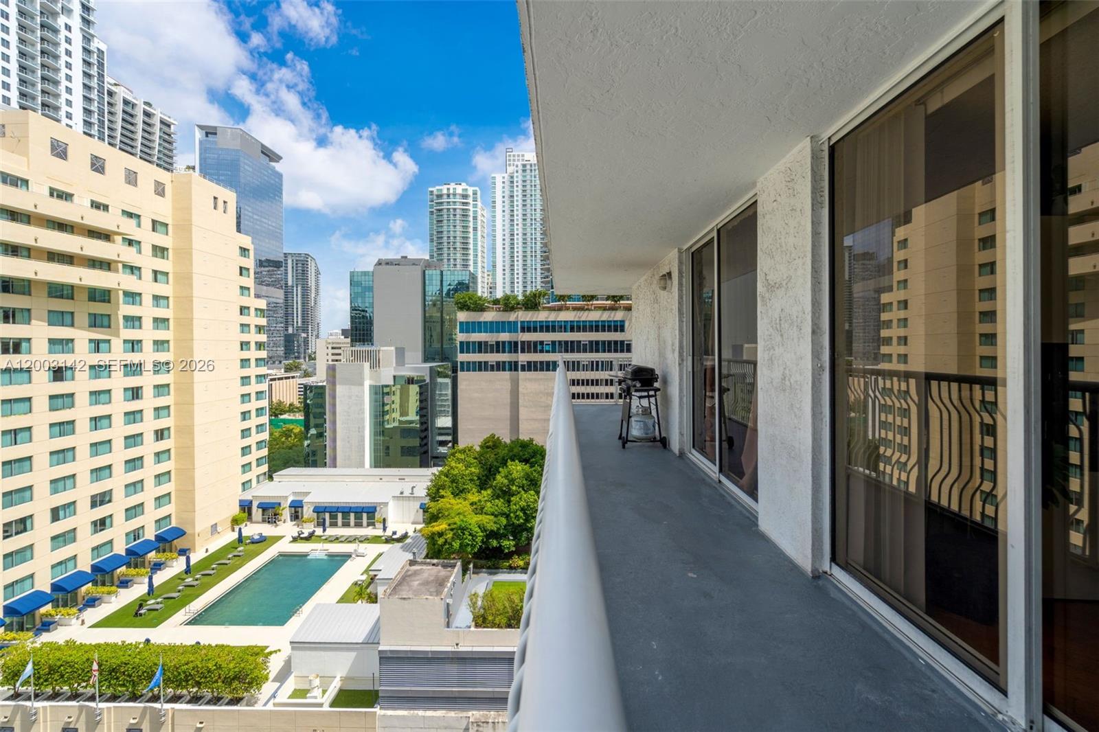 image The Club at Brickell Bay19