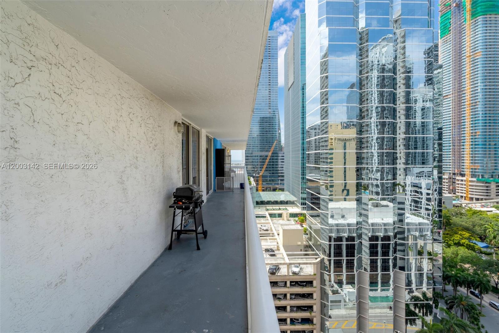 image The Club at Brickell Bay21