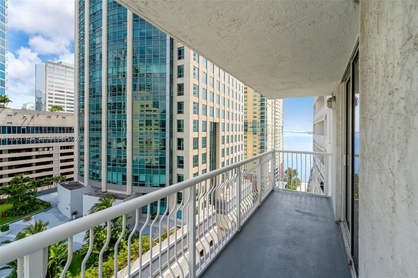 image The Club at Brickell Bay22