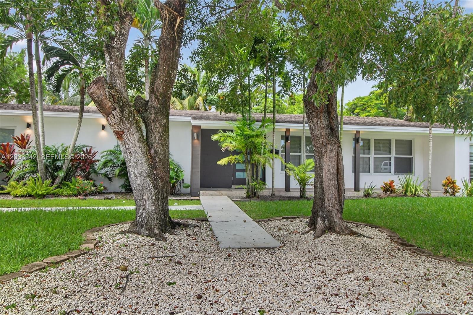 6090 SW 63rd Ave South Miami, FL 33143