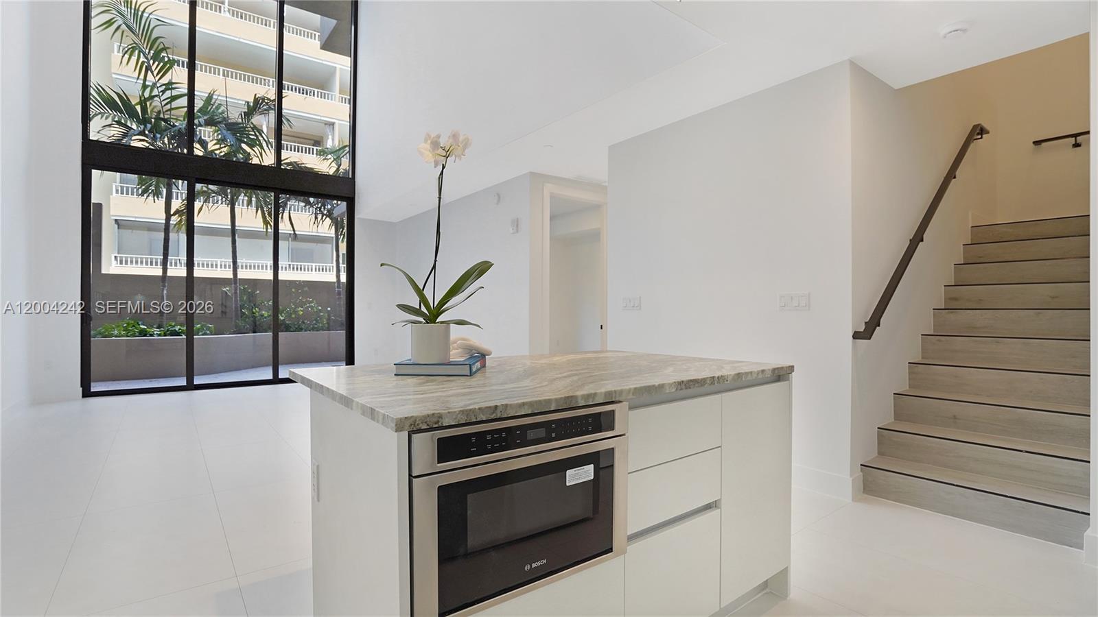 3034 Oak Ave #TH-2 Miami, FL 33133