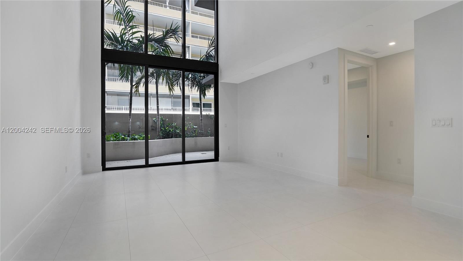 3034 Oak Ave #TH-2 Miami, FL 33133