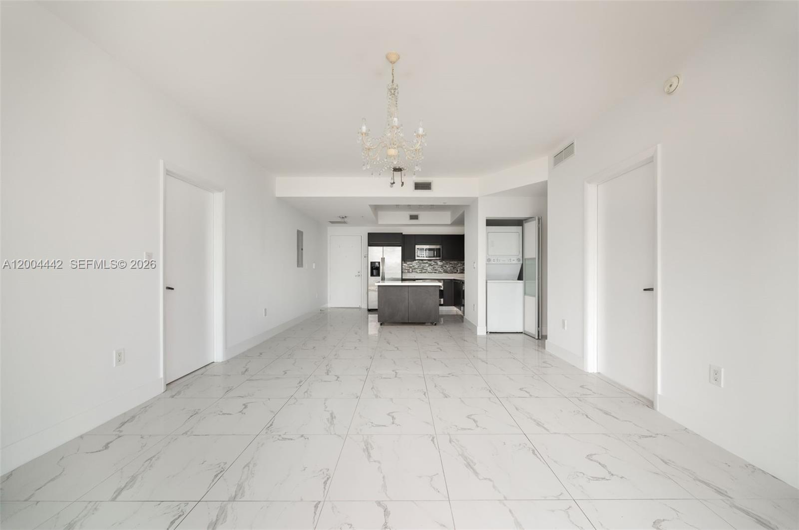 90 SW 3rd St #2602 Miami, FL 33130