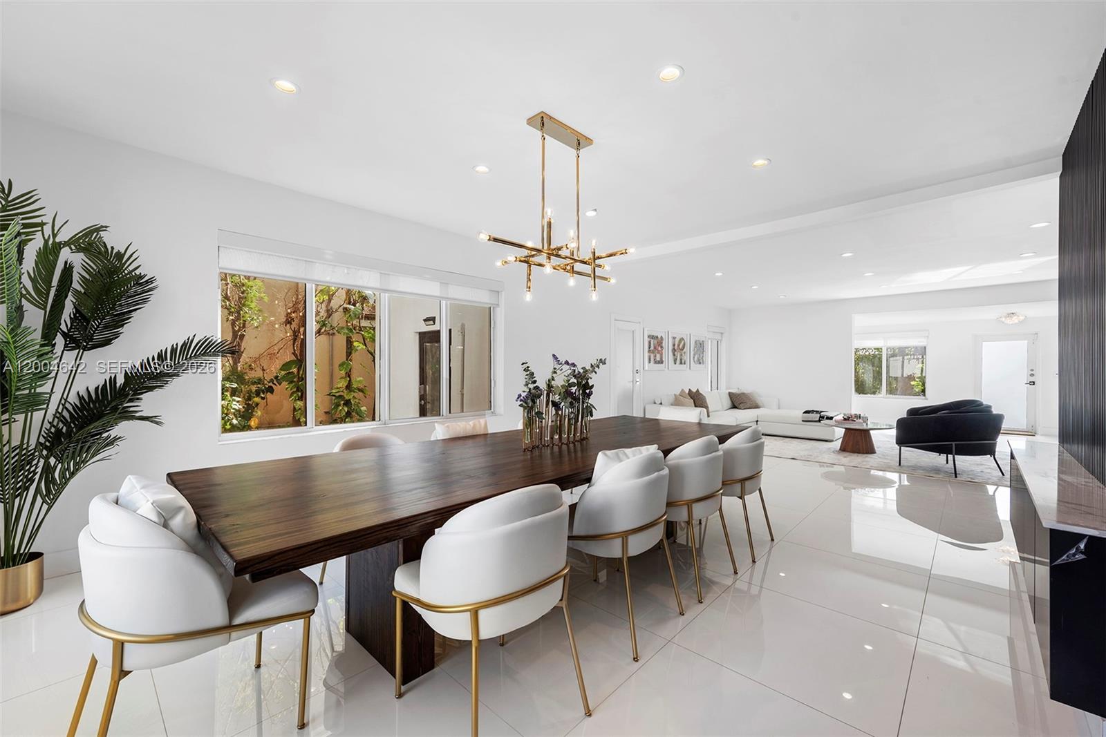 3483 Chase Ave Miami Beach, FL 33140